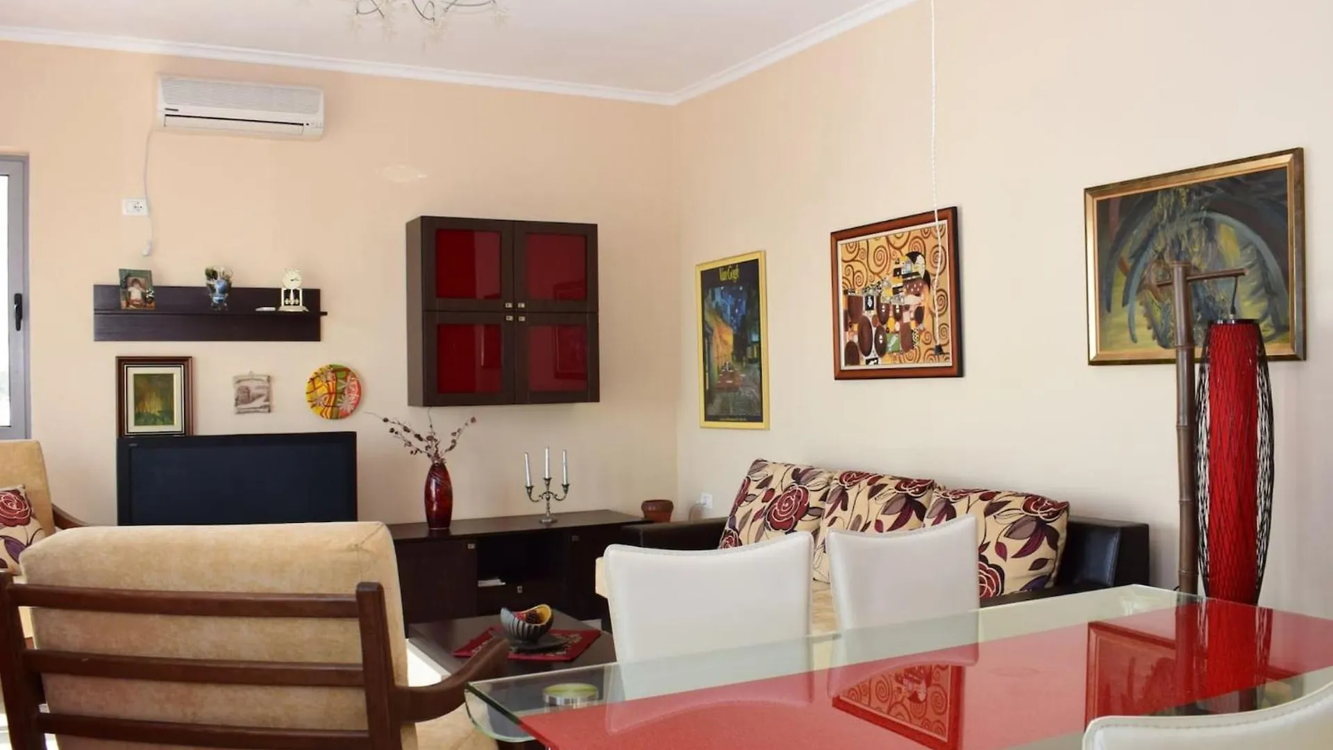 Contemporary Holiday Apartment In Durr S Durrës